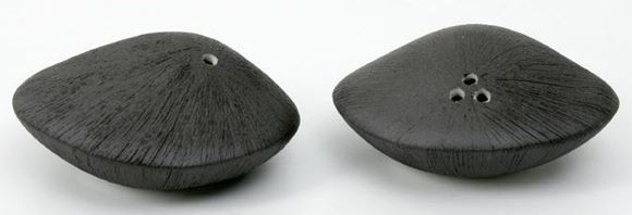 Picture of Salt and Pepper Shakers Sea Shell - Charcoal - DPS01