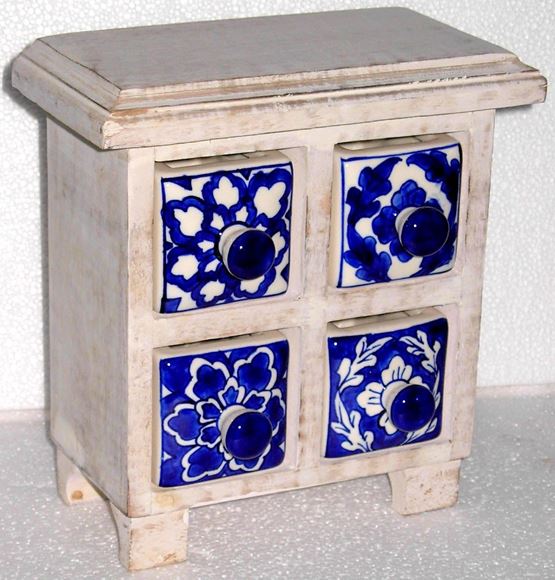 Picture of Chest 4 Drawers White/Blue - GZC087