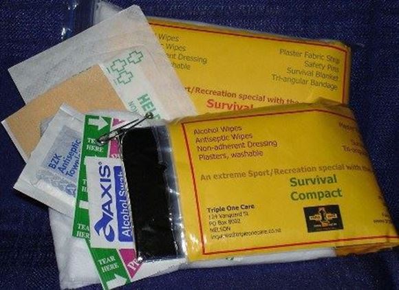 Picture of Survival Compact First Aid kit