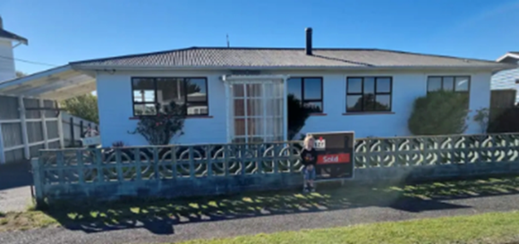 Picture of 3 bedroom Cosy Home in Raetihi - The Gateway to Mount Ruapehu - Spare BNB